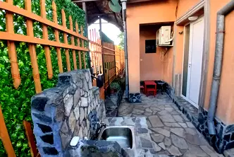 Къща в София, Левски