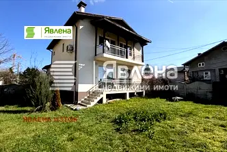 Къща в София, Левски В