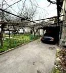 Къща в София, Левски В