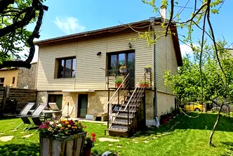 Къща в София, Надежда 1