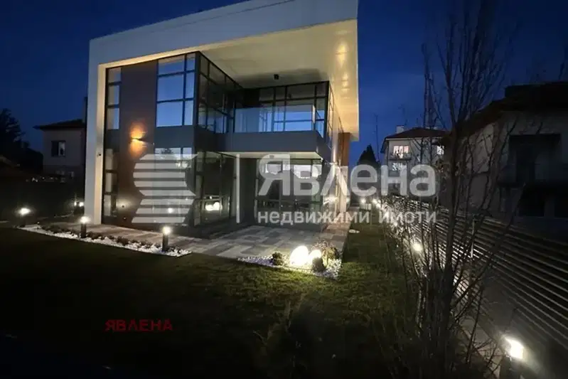 Two-storey house with garage and terrace in Obelya, Sofia