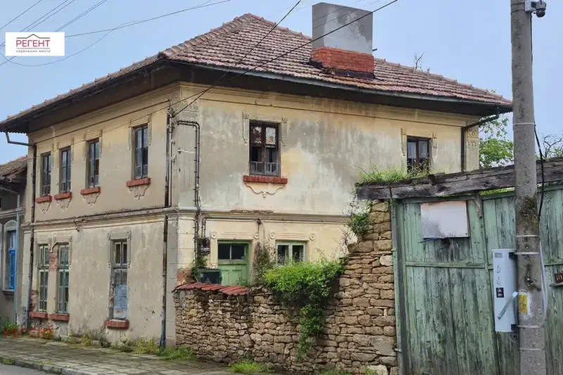 House in Veliko Tyrnovo, Suhindol
