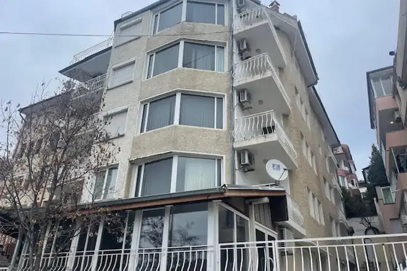 Къща в Бургас, Свети Влас