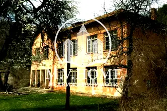 Къща в София, Своге