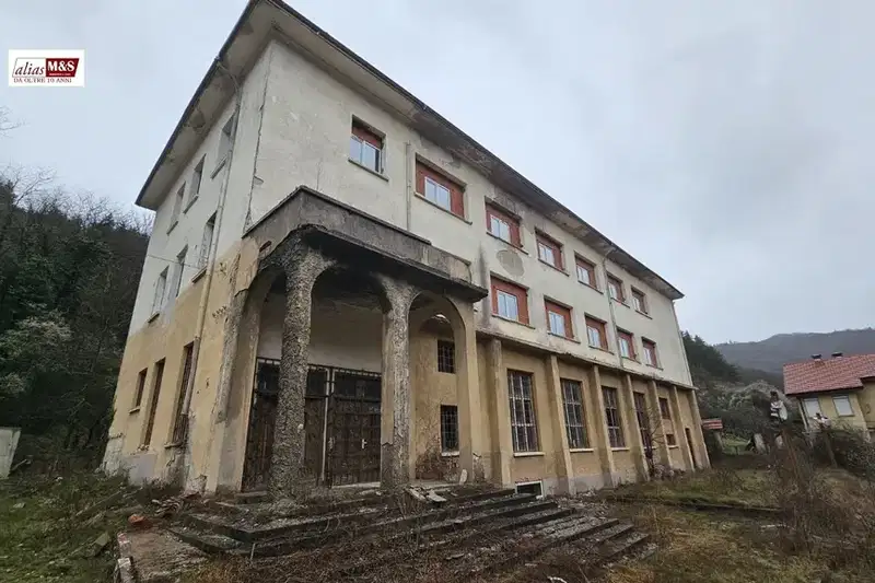 Къща в София, Своге