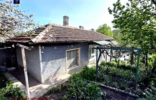Къща в Добрич, Тервел