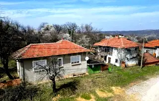 Къща в Ловеч, Троян