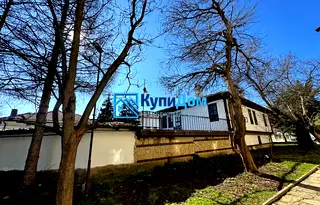 Къща в Търговище, Център