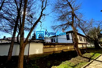 Къща в Търговище, Център