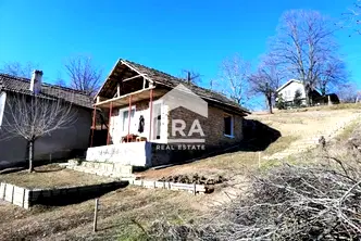 Къща в Търговище, Вилна зона
