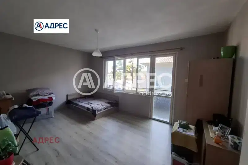 Къща във Варна, Аспарухово