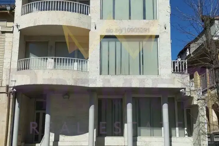 Къща във Варна, Фестивален комплекс