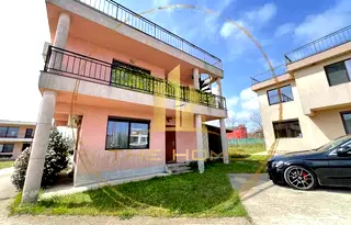Къща във Варна, Галата