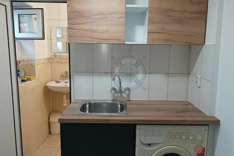 Къща във Варна, Колхозен пазар