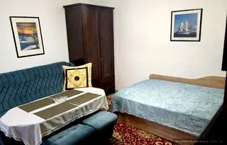 Къща във Варна, Колхозен пазар