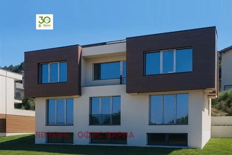 House in Varna, Akchelar