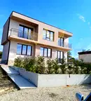 Къща във Варна, м-т Боровец - юг