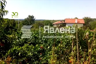 Къща във Варна, м-т Боровец - юг