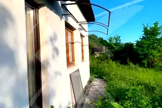 Къща във Варна, м-т Боровец - юг