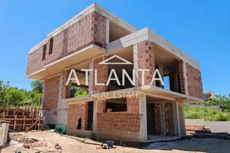 House in Varna, Dolna Traka