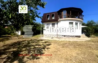 Къща във Варна, м-т Долна Трака