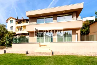 Къща във Варна, м-т Евксиноград