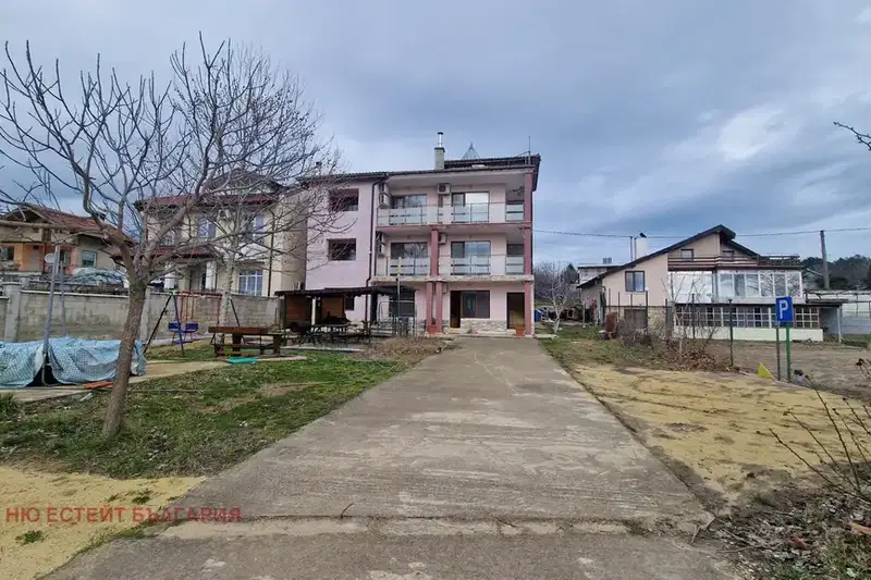 House in Varna, Rakitnika