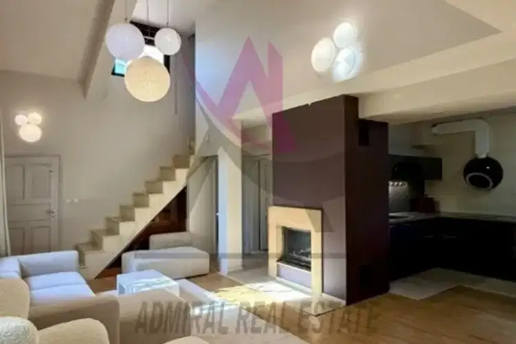 House in Varna, Vinica