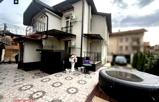 Къща в Пазарджик, Велин