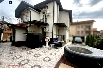 Къща в Пазарджик, Велин