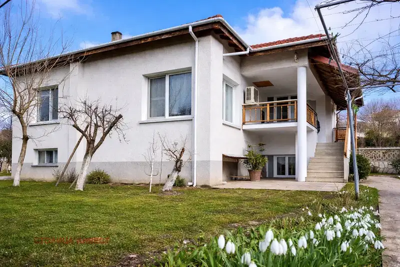 House in Oblast Ruse, Vetovo