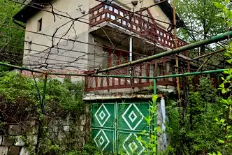 Къща в София, Златица