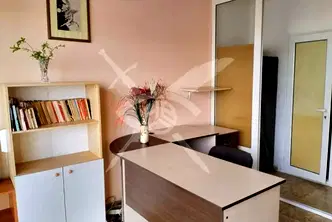 Офис в Бургас, Изгрев