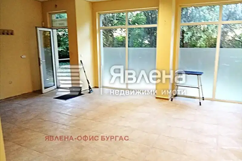 Офис в Бургас, Изгрев