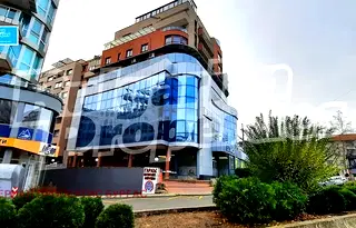 Офис в Бургас, Лазур