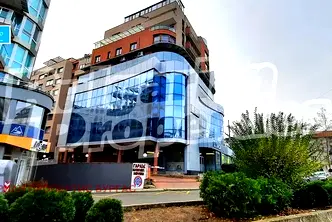 Офис в Бургас, Лазур