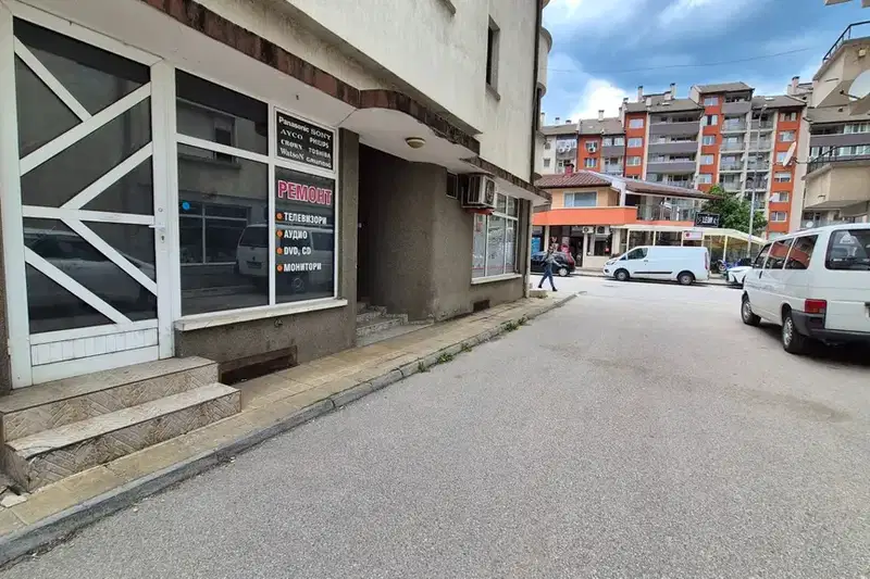 Office in Gabrovo, Centyr