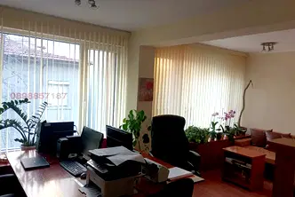 Офис в Пазарджик, Идеален център