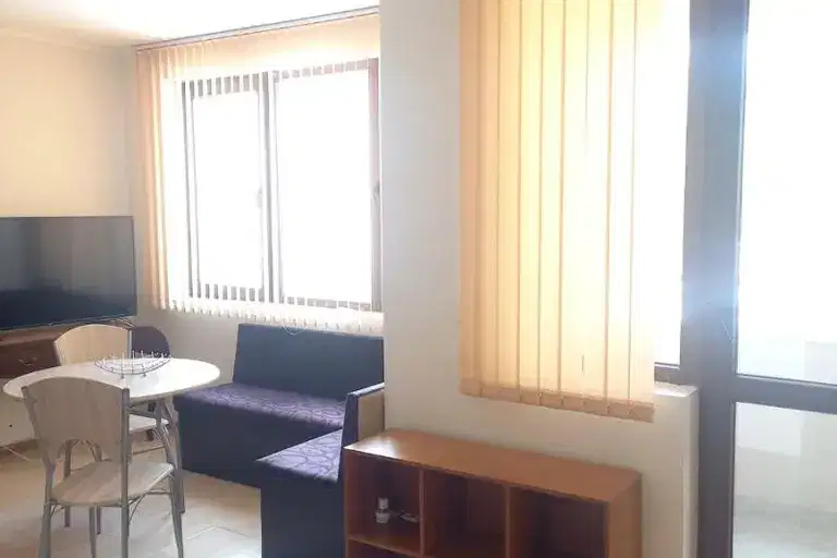 Office in Pazardjik, Idealen Centyr