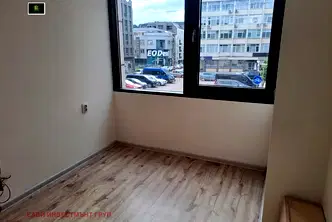 Офис в Перник, Център