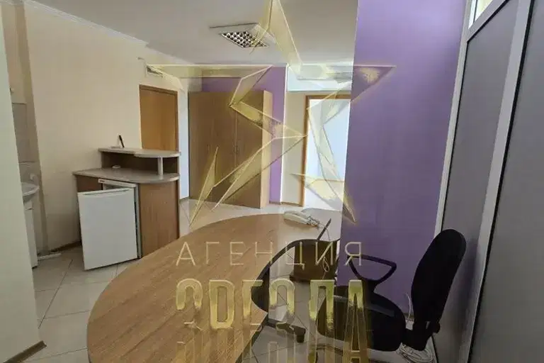 Офис в Пловдив, Център