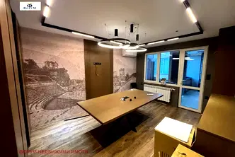 Офис в Пловдив, Център