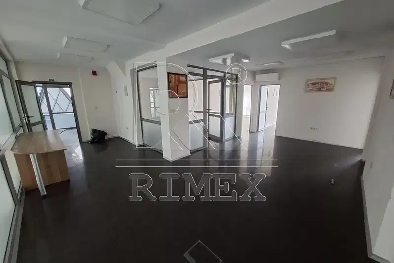 Office in Plovdiv, Centyr