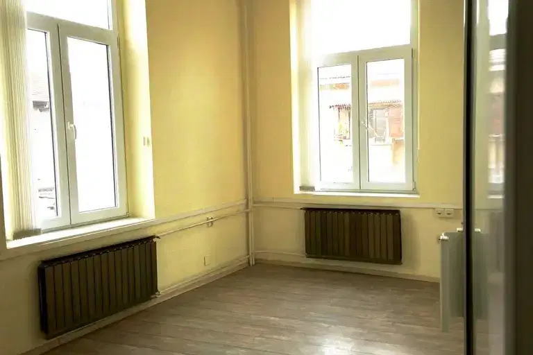 Офис в Пловдив, Център