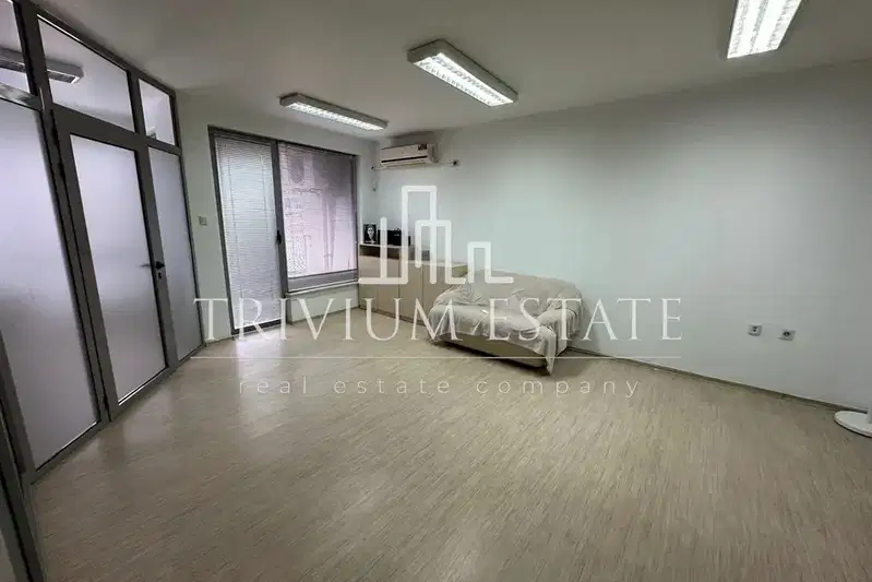 Office in Plovdiv, Mladejki Hylm