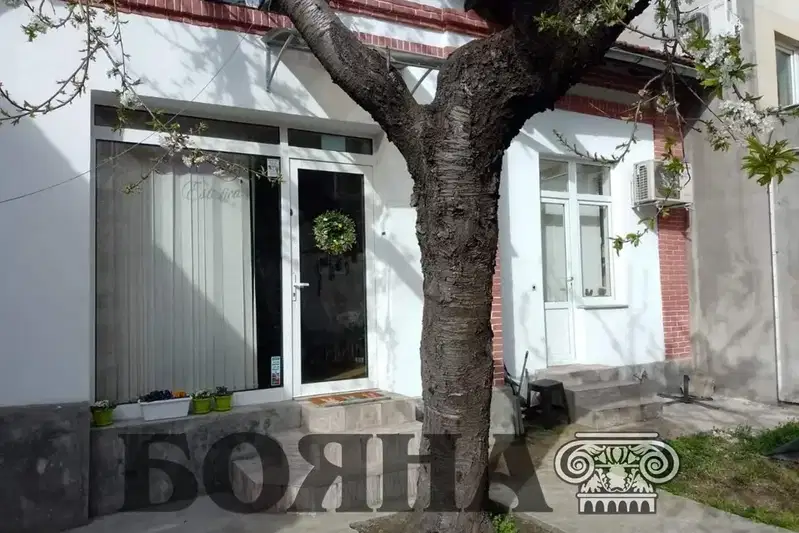 Office in Ruse, Centyr