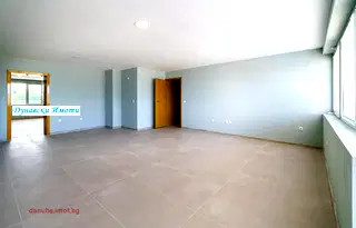 Офис в Русе, Център