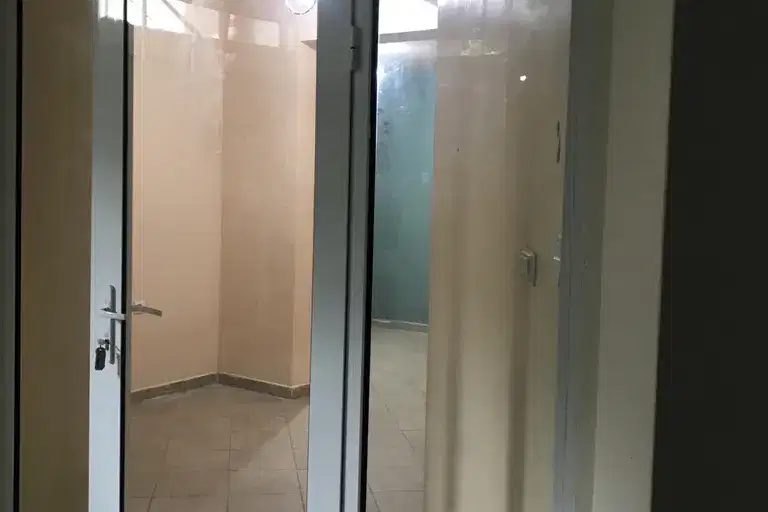 Office in Ruse, Centyr