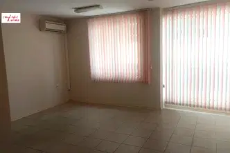 Офис в Шумен, Център