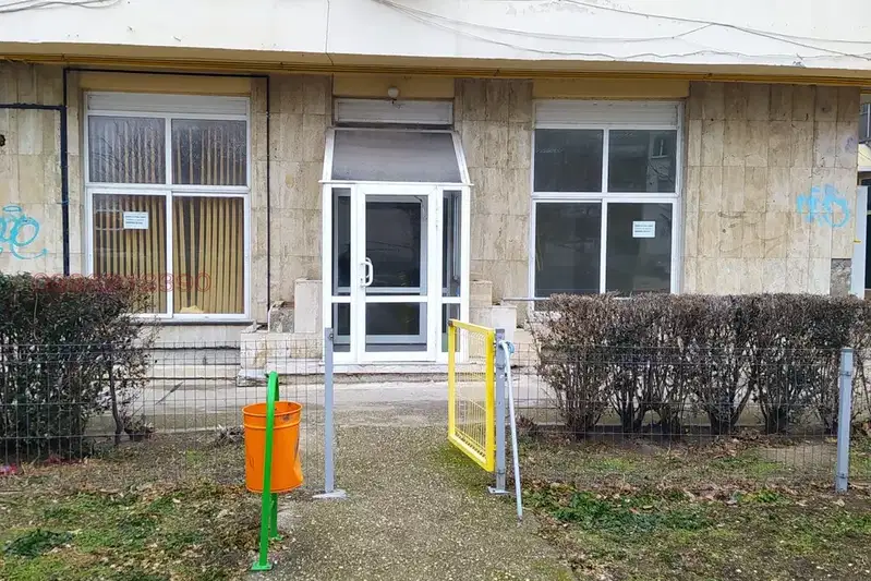 Office in Silistra, Centyr